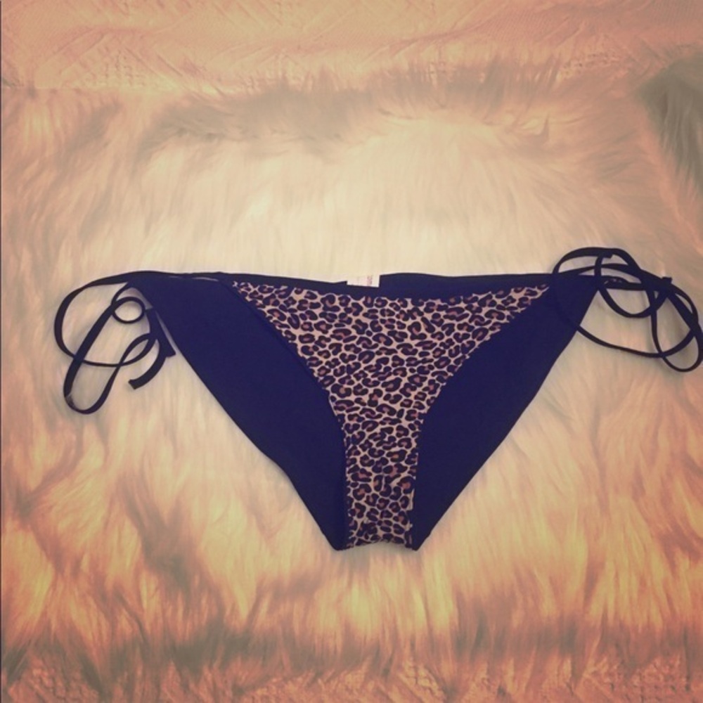Commando L Large Reversible Bikini Bottom NEW Dip and Flip